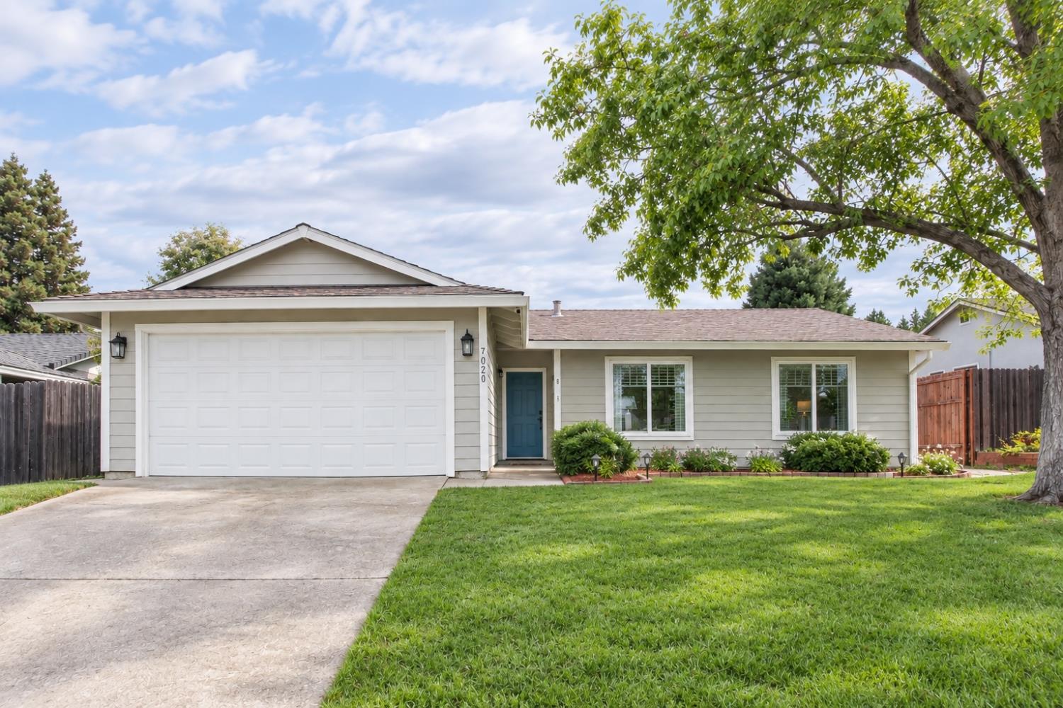 7020 Woodmore Oaks Drive — photo