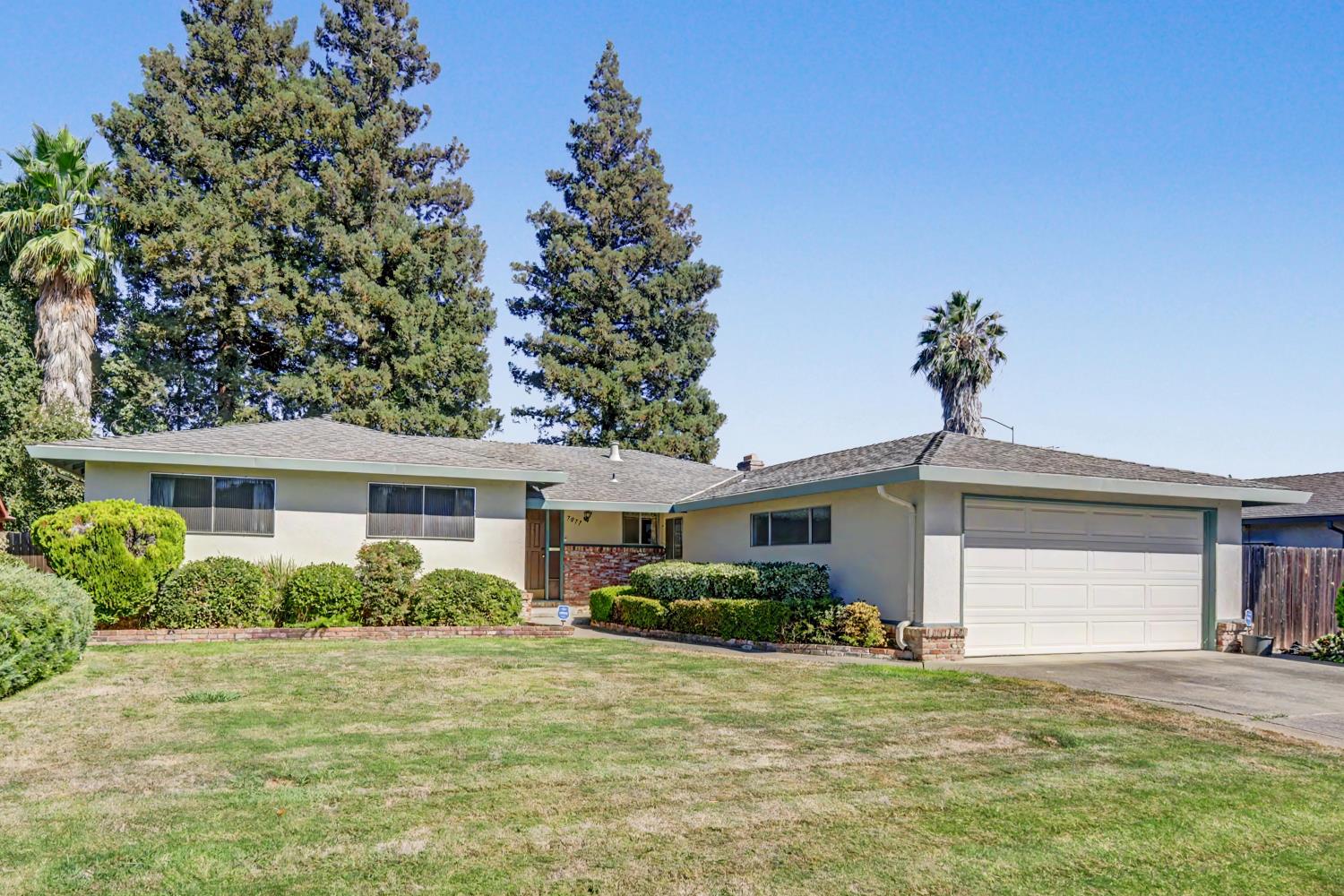 7077 Reichmuth Way — photo
