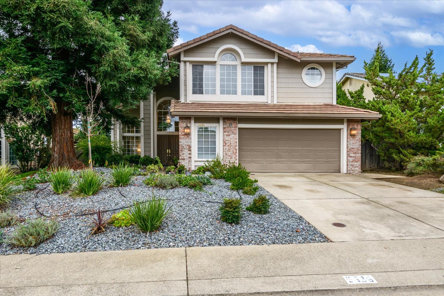 5636 Darby Road — photo