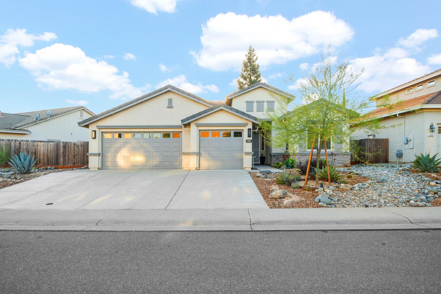 3364 Tualatin Way — photo