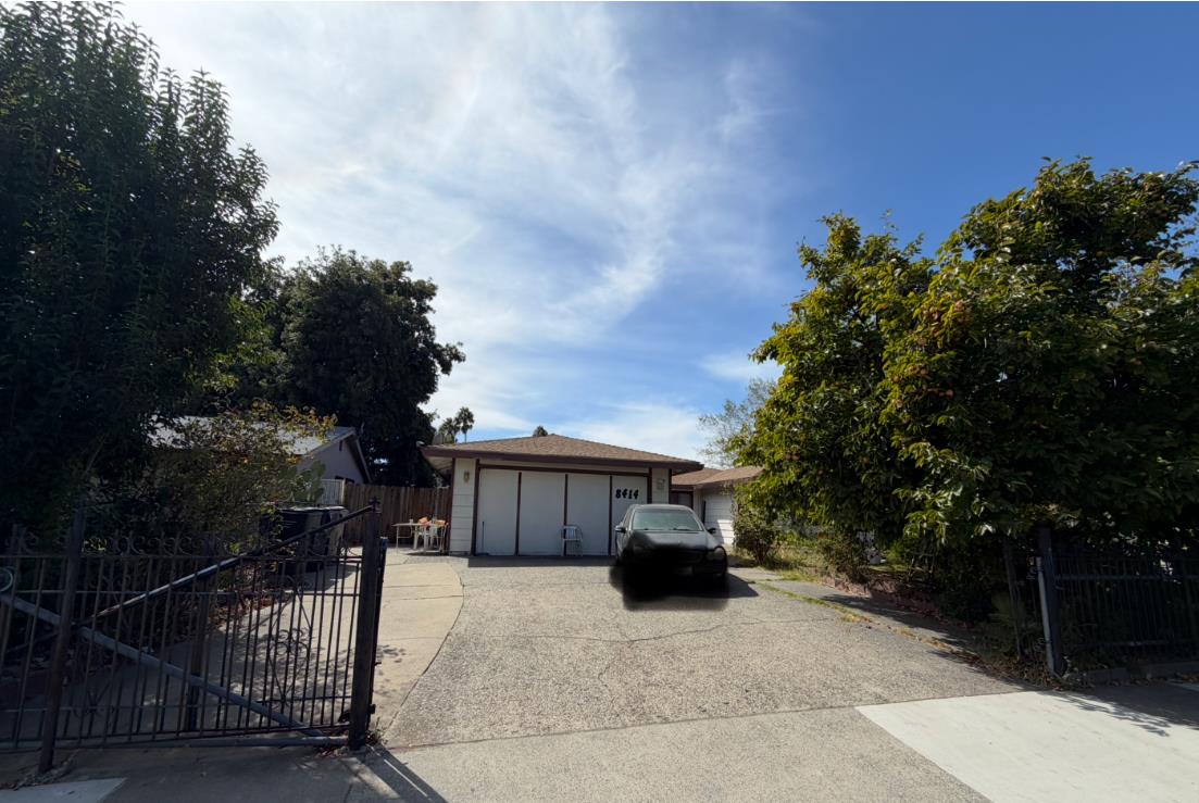 8414 Center Pkwy — photo