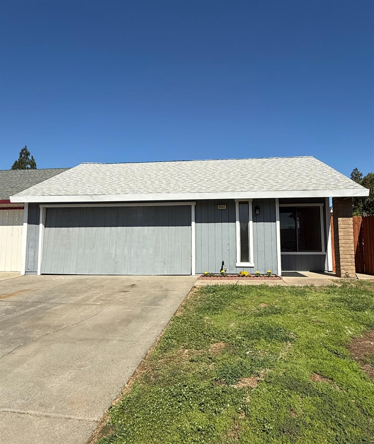8547 Oxford Hill Court — photo
