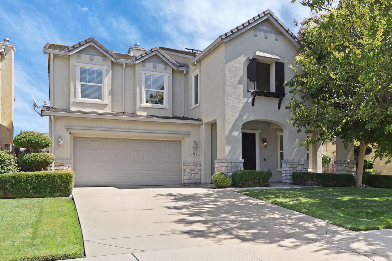 10816 Merritt Drive — photo