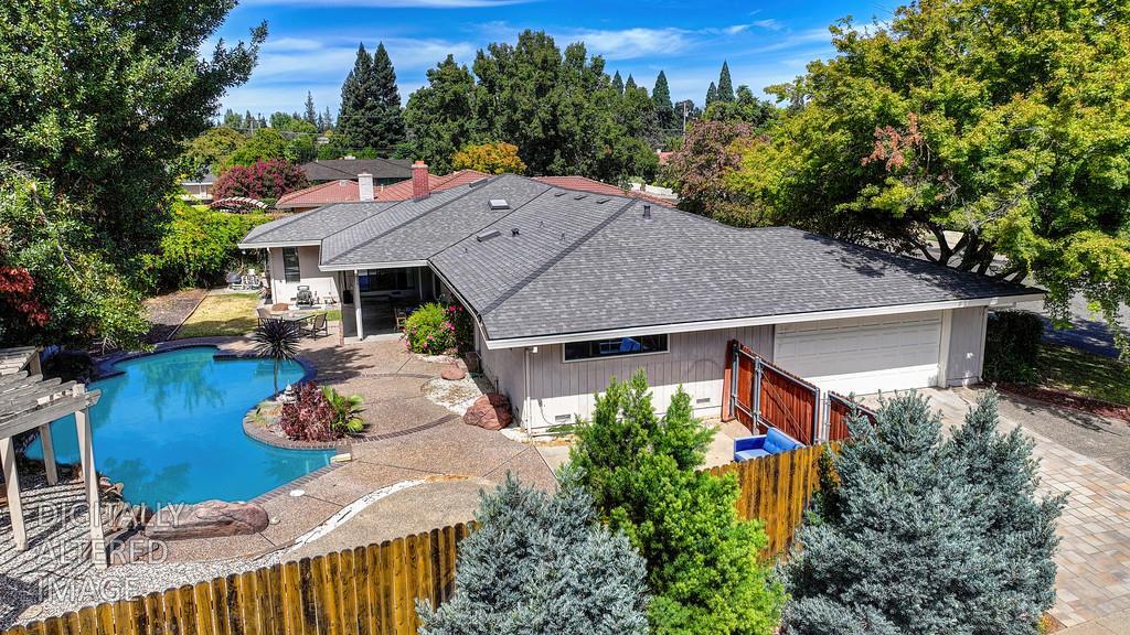 441 Estates Drive — photo