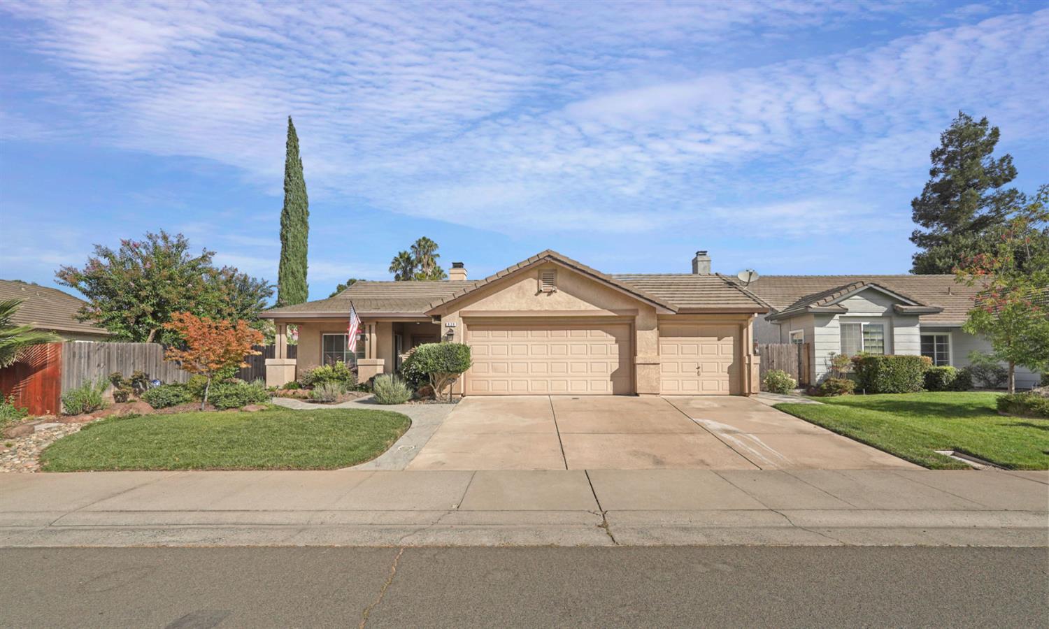 929 Lake Canyon Avenue — photo