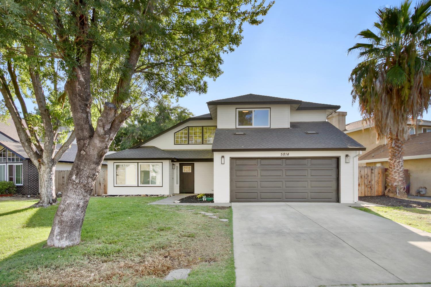 5814 Caribbean Circle — photo