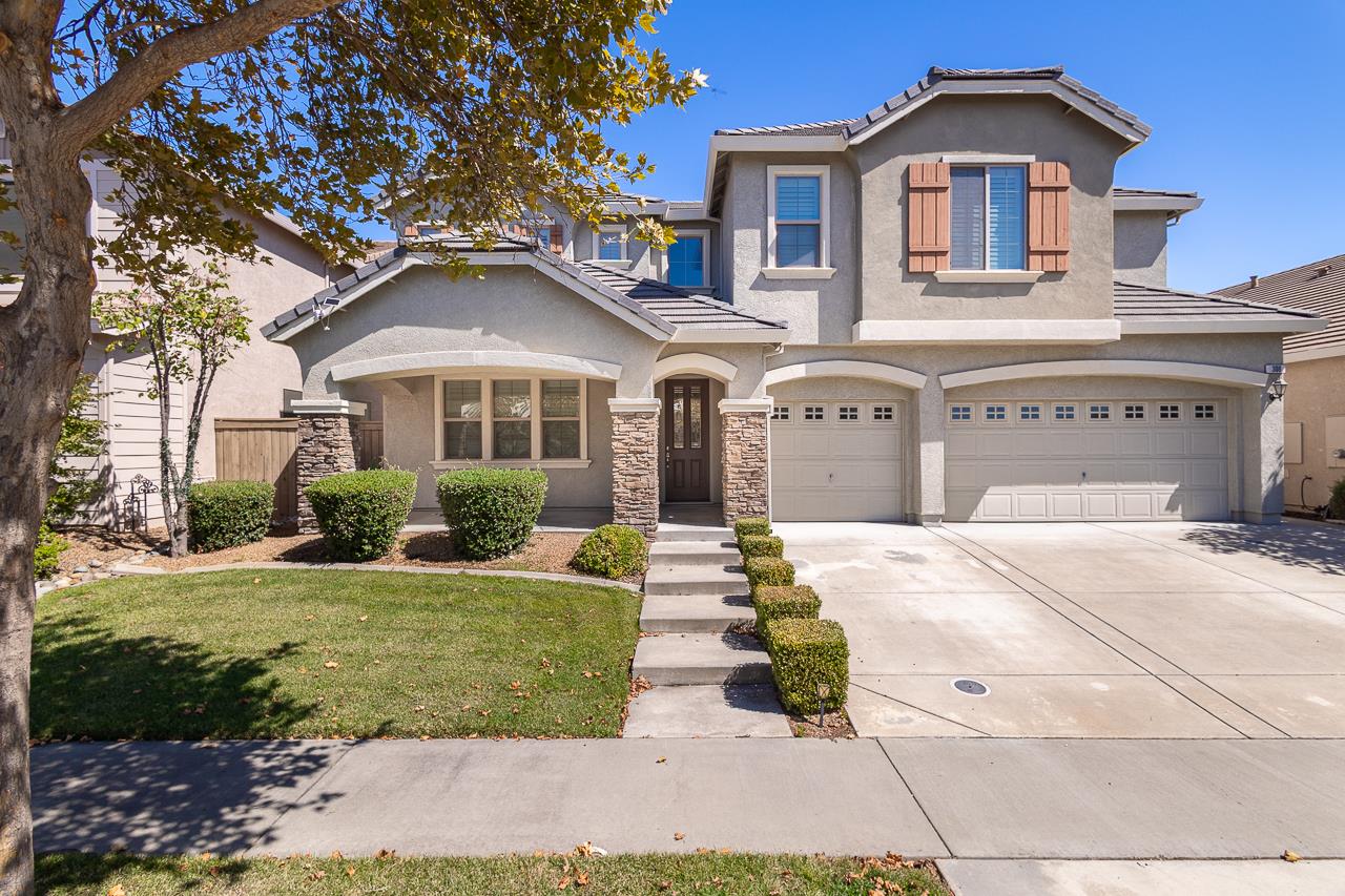 308 Lasso Court — photo