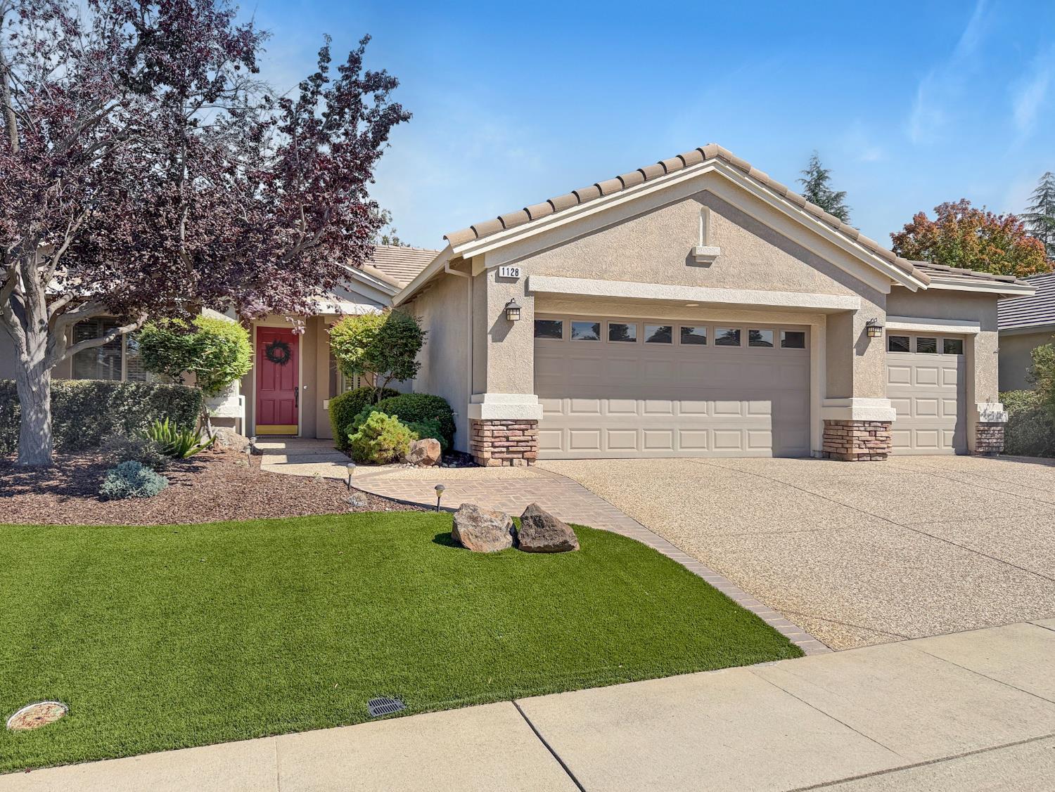 1128 Picket Fence Lane — photo