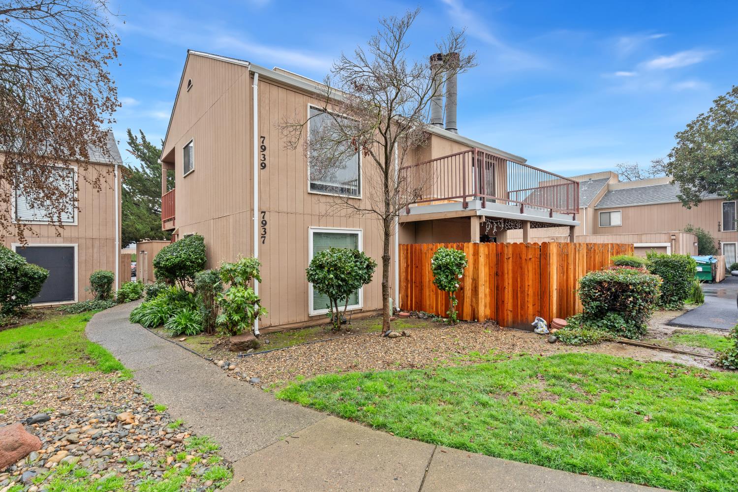 7939 Arcade Lake Lane — photo