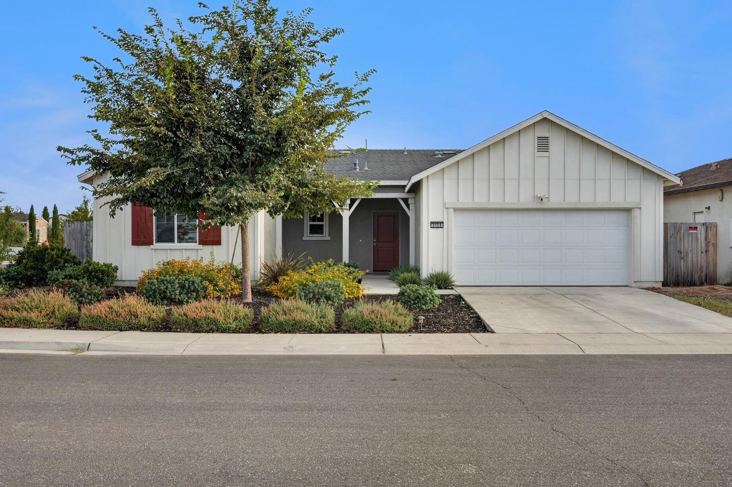3158 Violet Court — photo