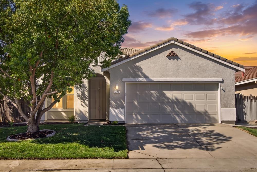 425 Arlingdale Circle — photo