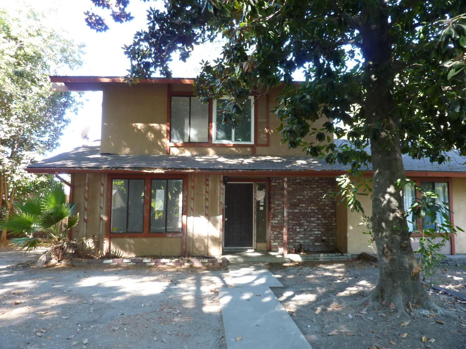6841 Herndon Place — photo