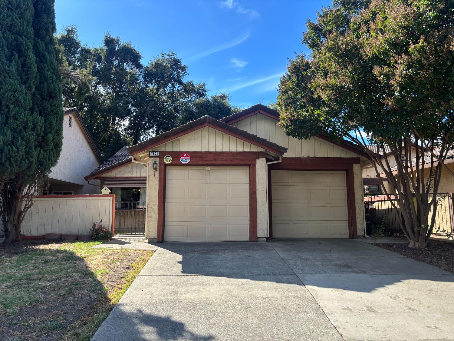 7821 Shimmer River Lane — photo