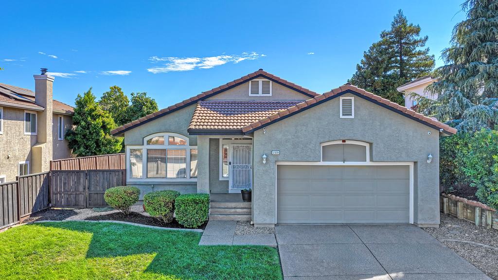 2329 Mark Twain Drive — photo