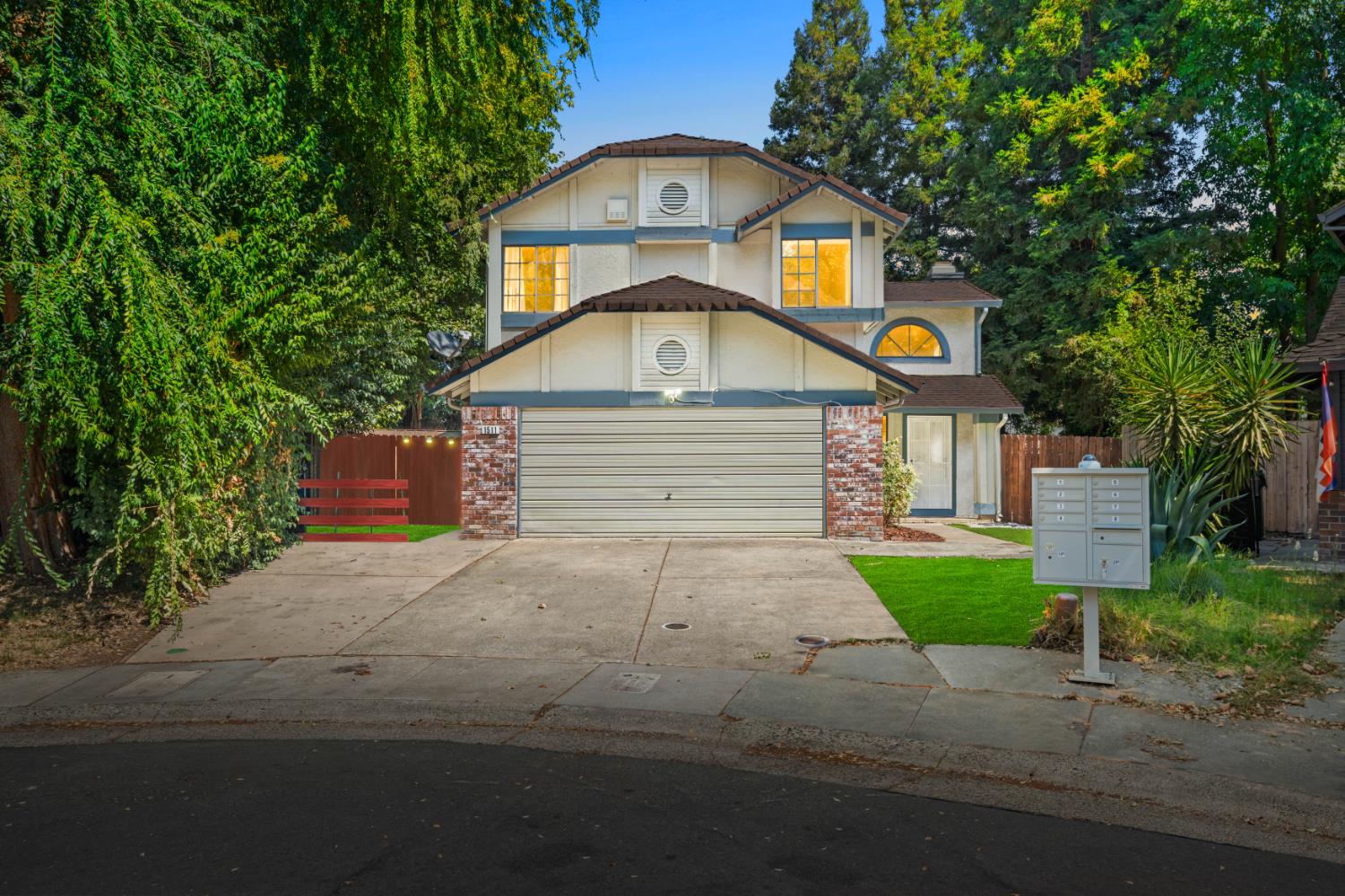 1511 Newborough Drive — photo