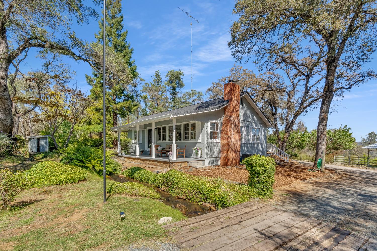 11270 Wisteria Way — photo
