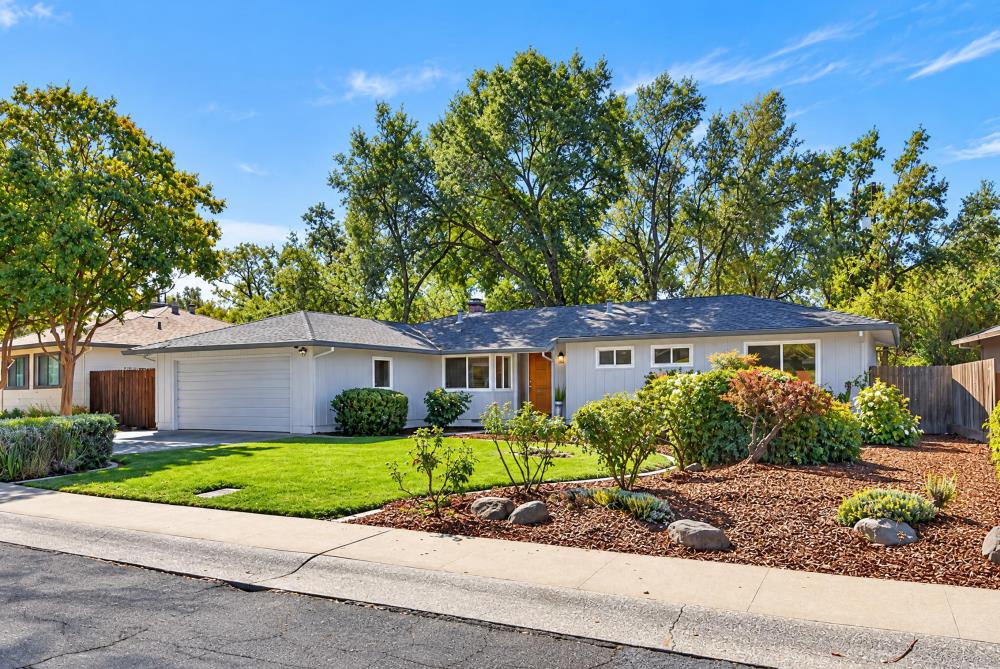 6266 Heathcliff Drive, Carmichael, CA 95608 — photo 2