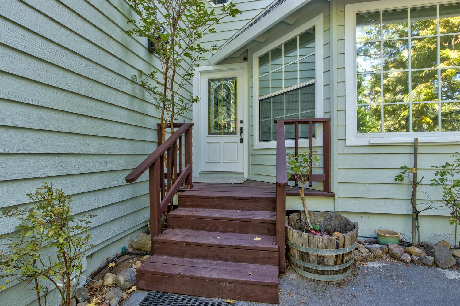 1071 Dogwood, Murphys, CA 95247 — photo 2