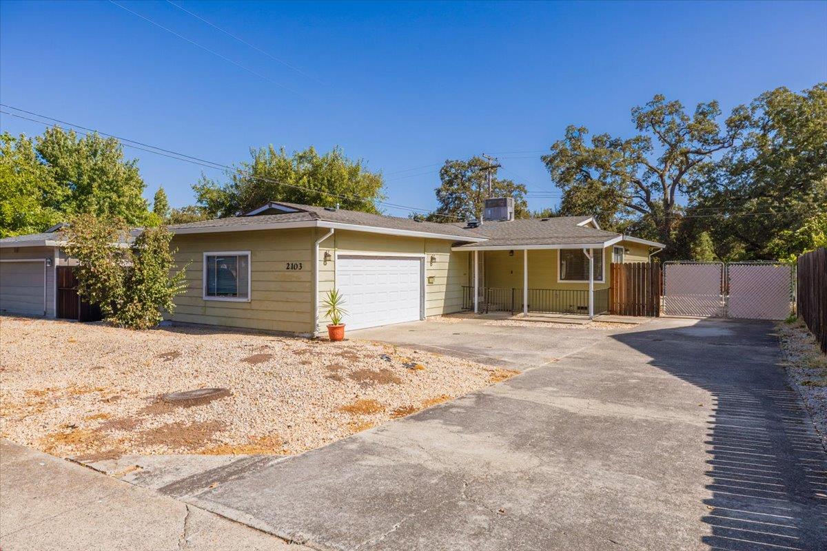 2103 Lee Way — photo