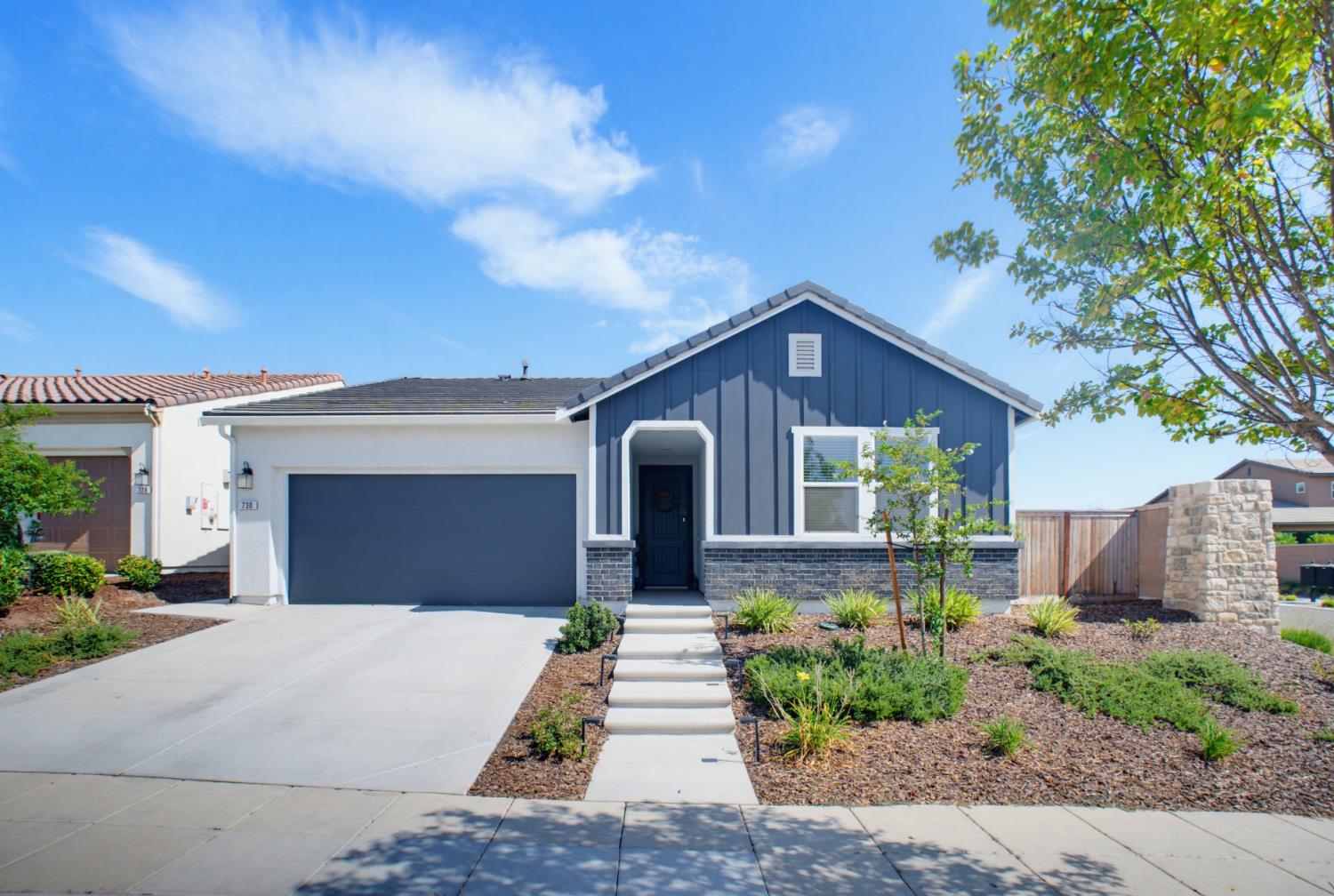 730 Arrowhead Drive — photo