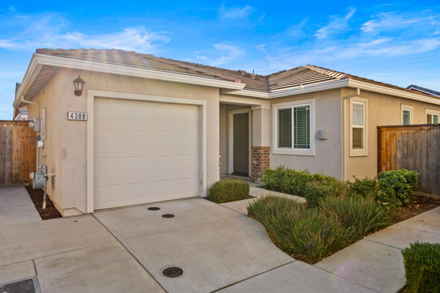 4388 Silver Cedar Lane — photo