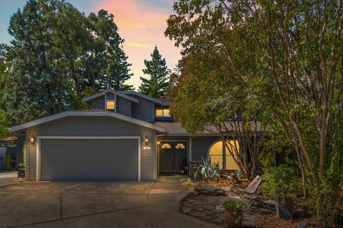 827 Governor Dr — photo