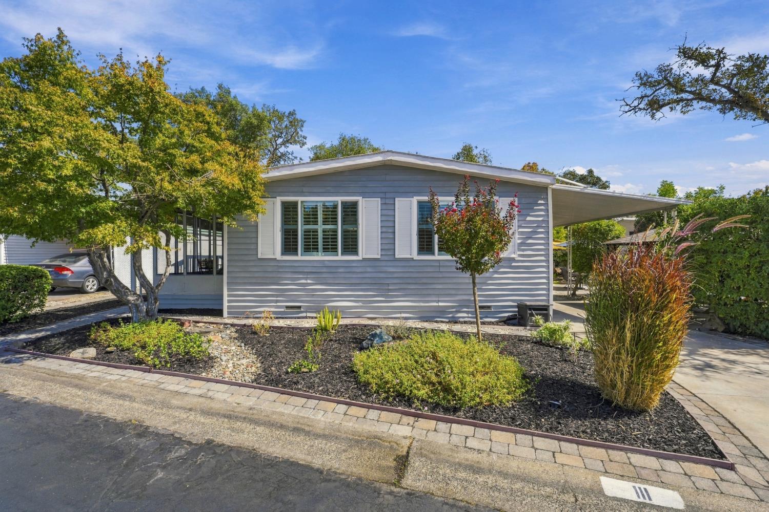 111 Overbrook — photo