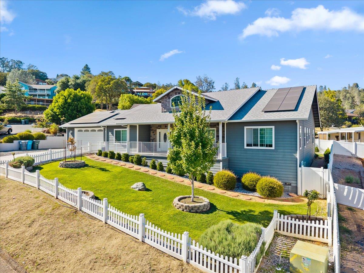 5411 Sugarloaf Court — photo