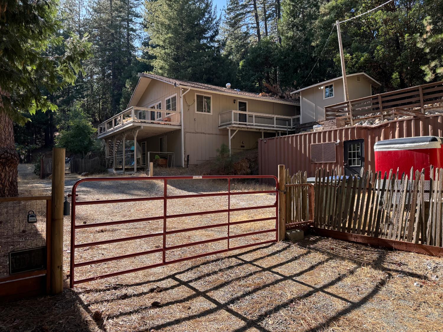 25699 Creekside Drive — photo