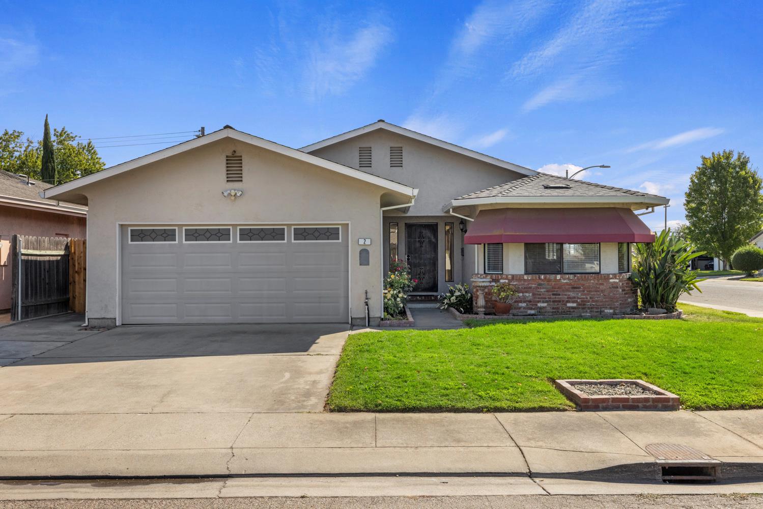 2 N Pinewood Court — photo