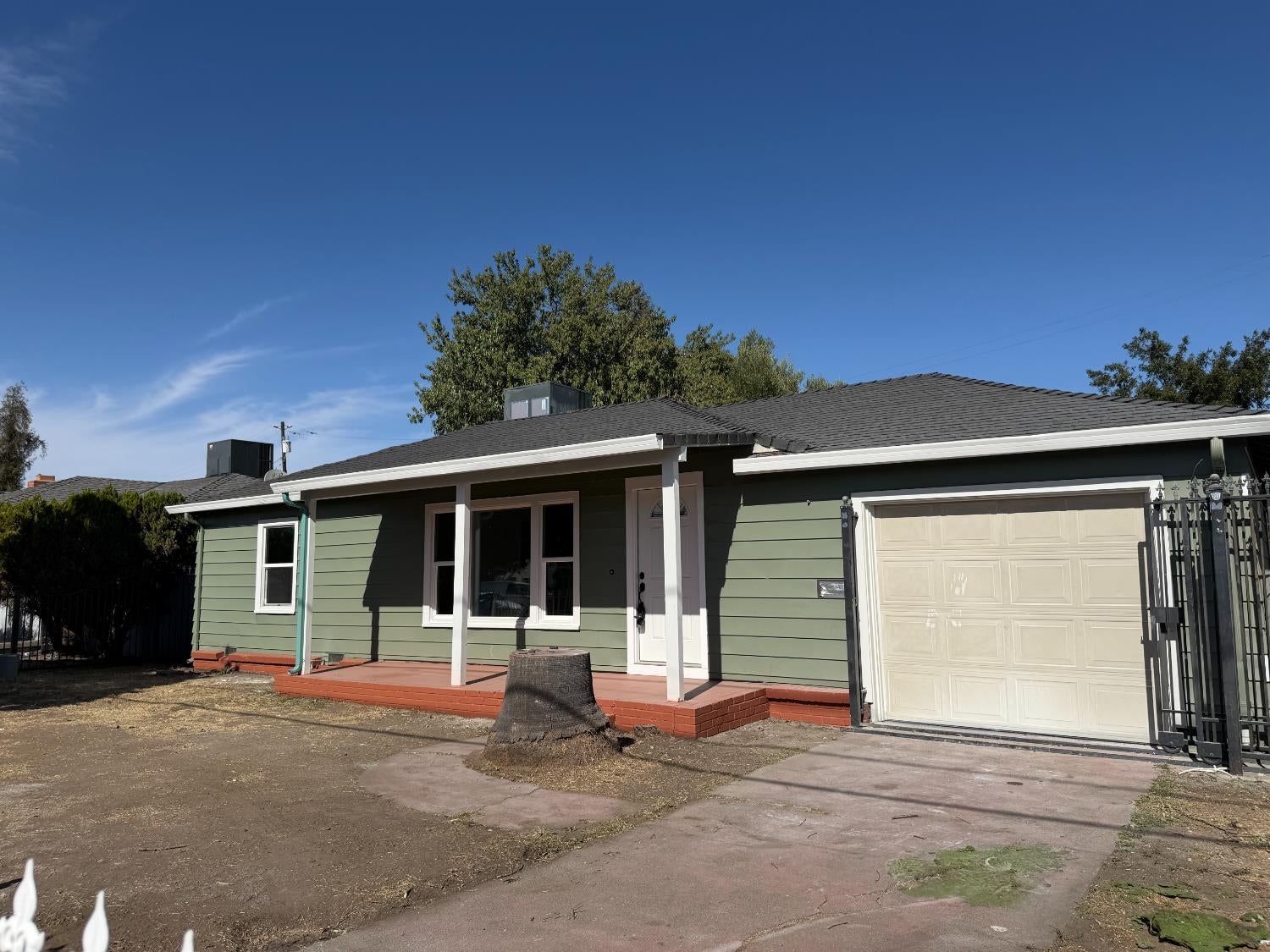 1830 West Lane — photo