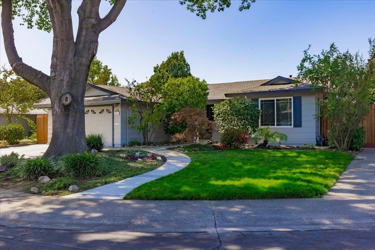 2816 Conway Court — photo