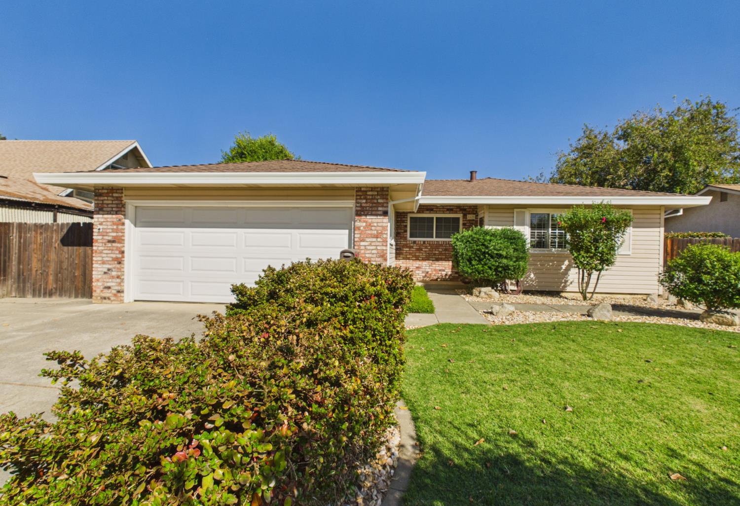 1625 Delta Drive — photo