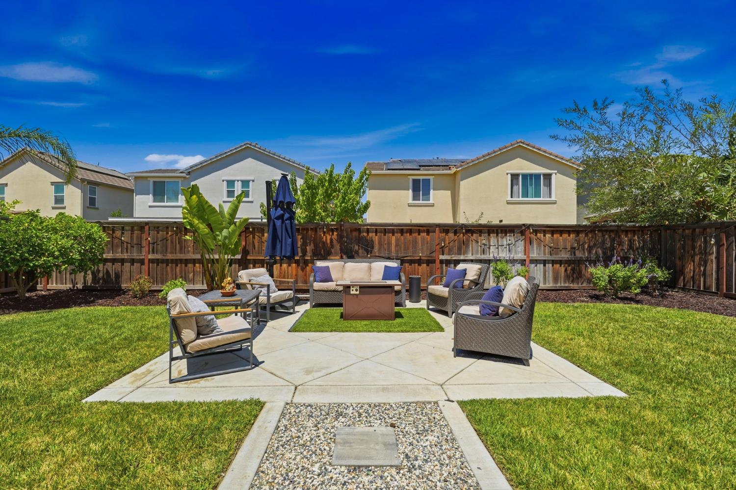 17511 Gemini Court — photo