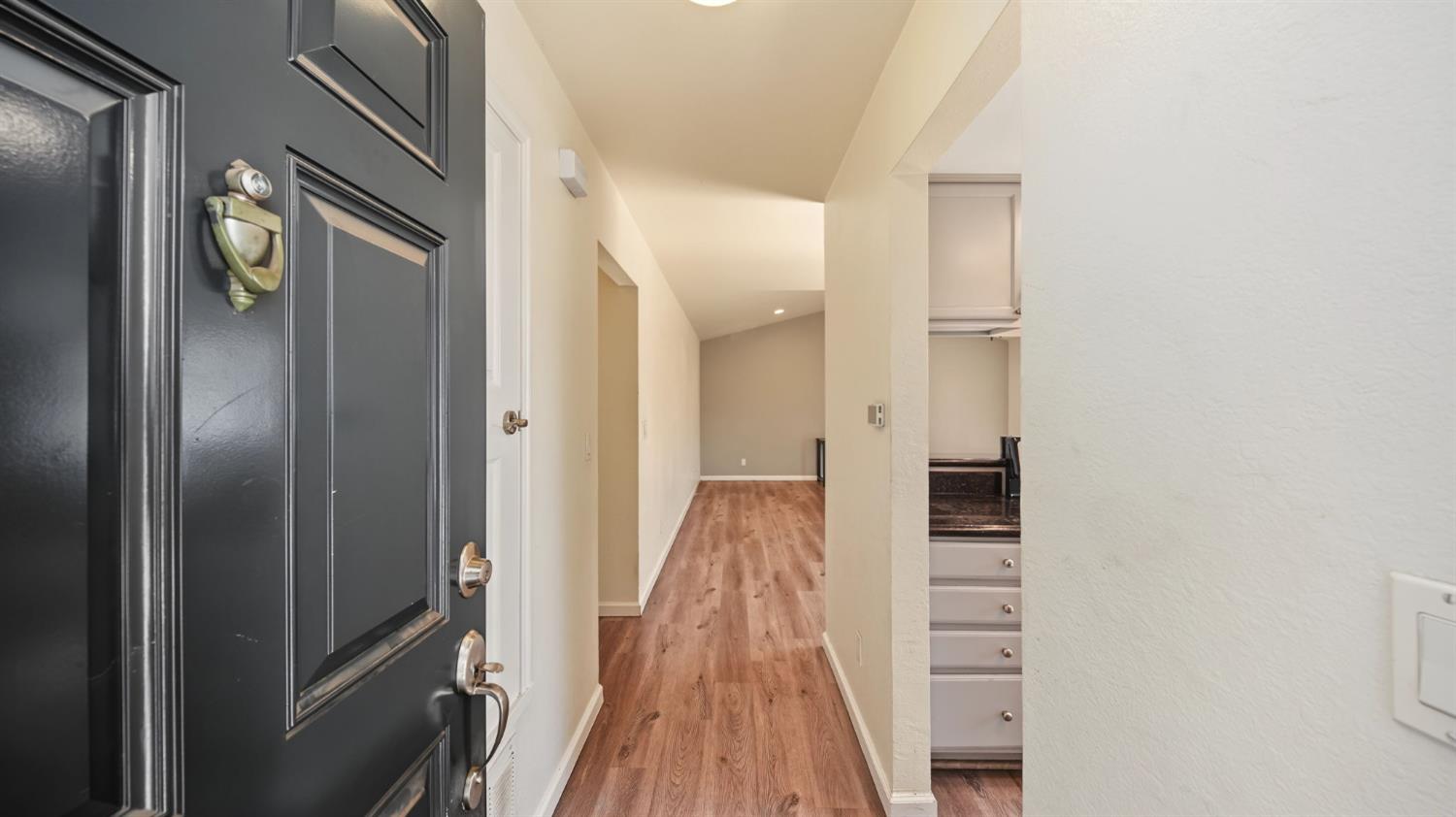 3933 Dale Rd #E, Modesto, CA 95356 — photo 3