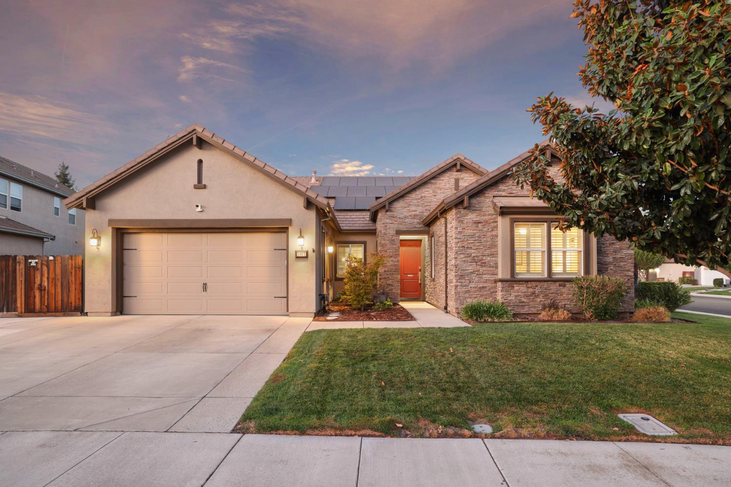 1007 Hickory Hollow Street — photo