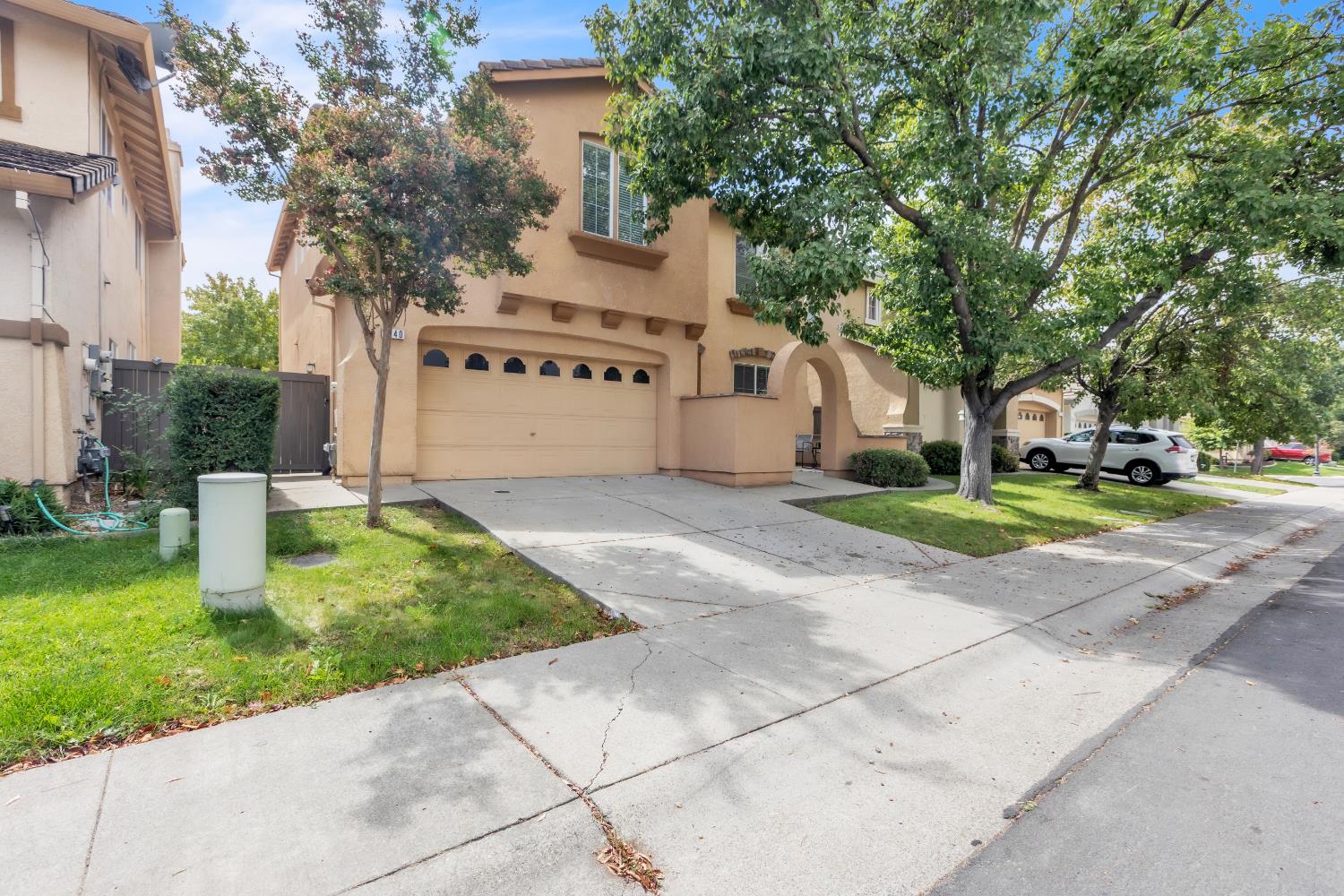 2140 Mabry Drive — photo