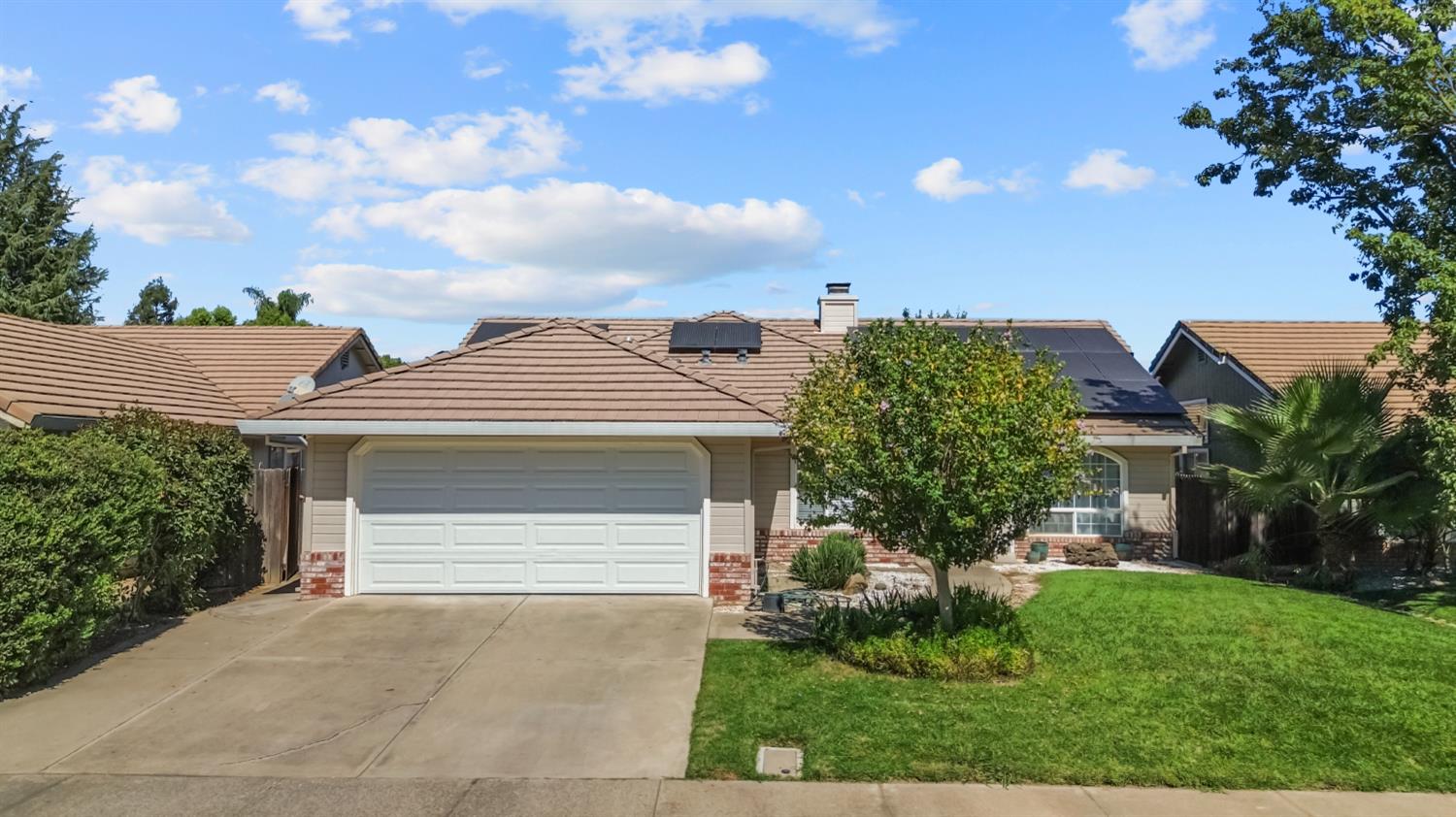 2283 Pecan Drive — photo
