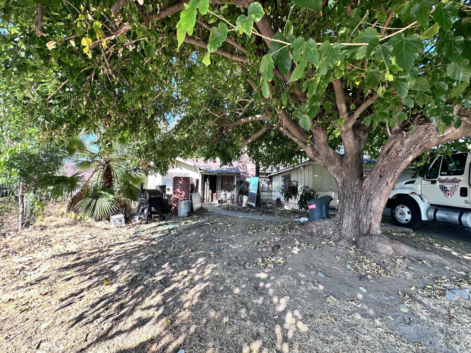 5733 La Field Drive — photo