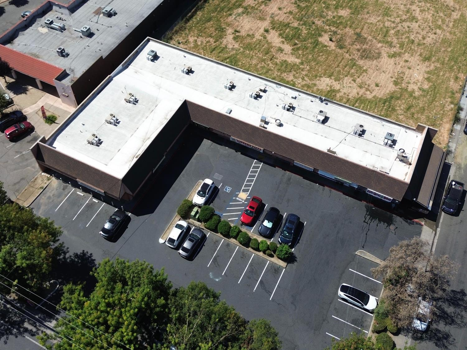 2251 Northgate Blvd — photo