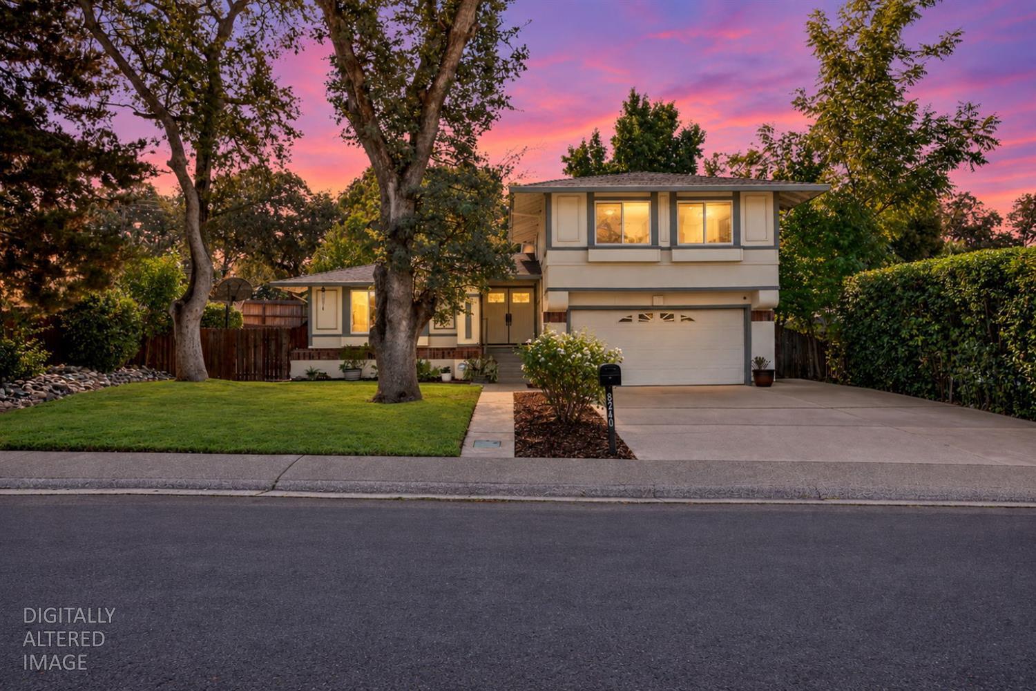 8240 Holly Oak St — photo