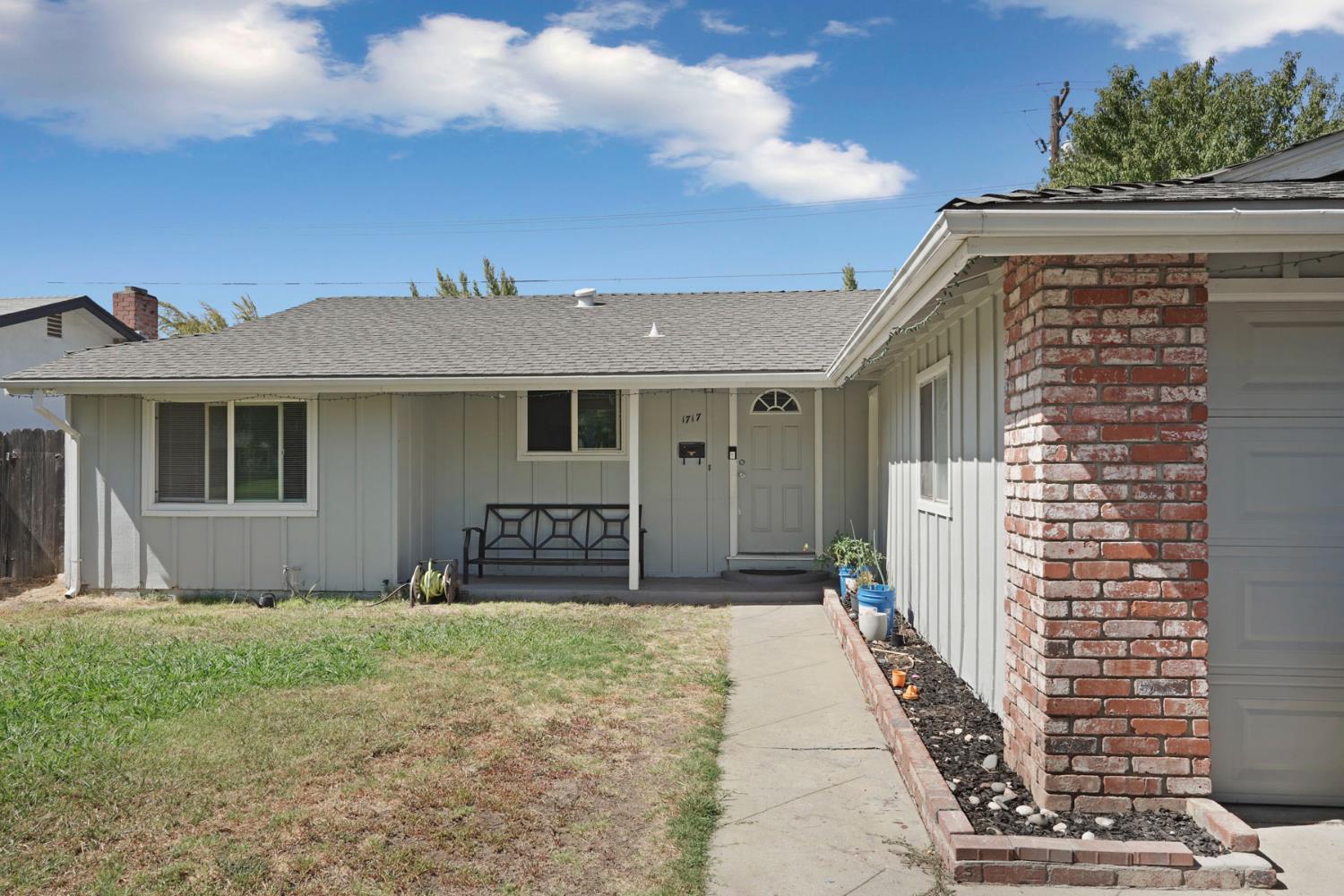 1717 Silvaire Drive — photo