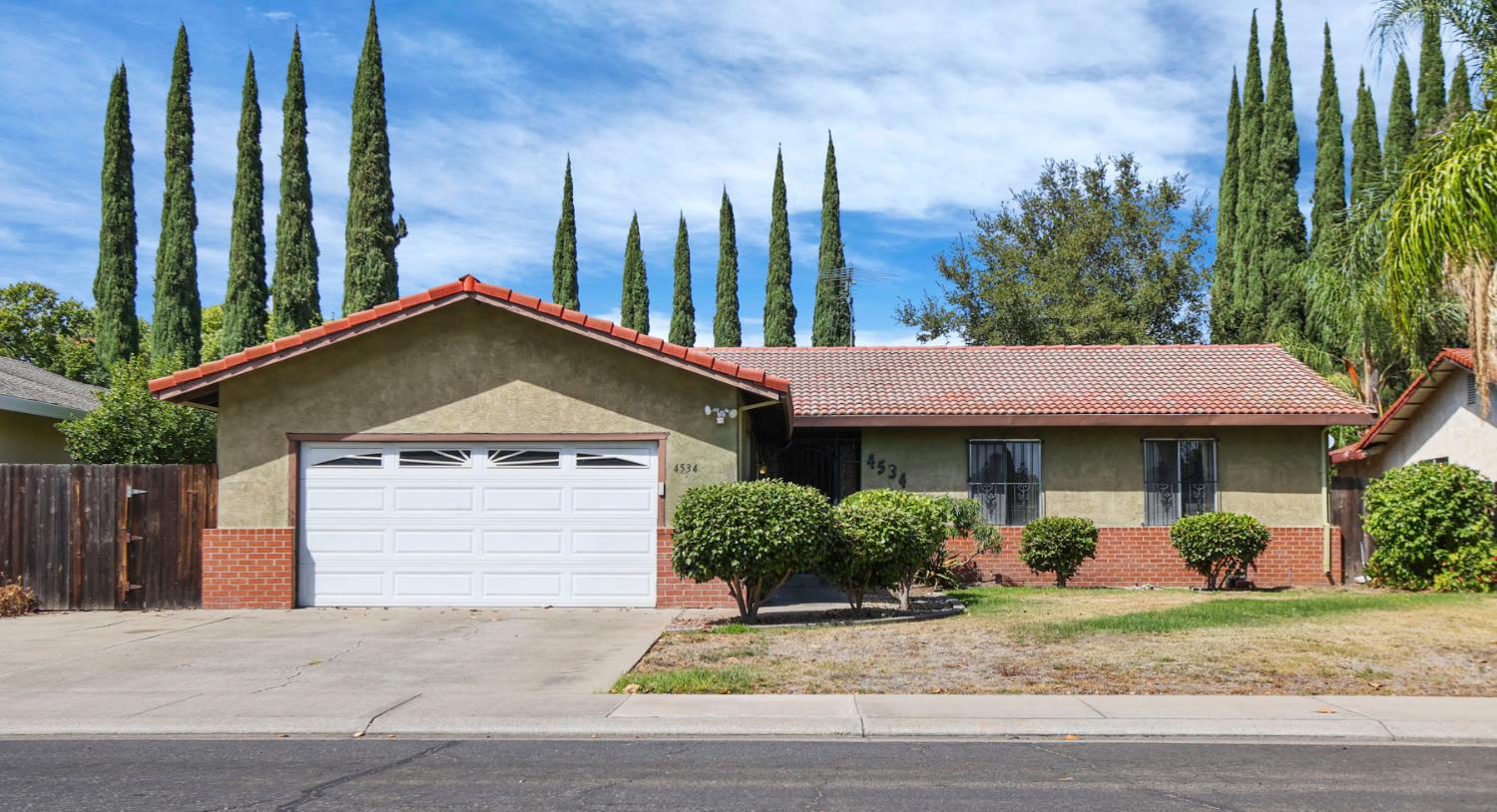 4534 Burnham Circle — photo