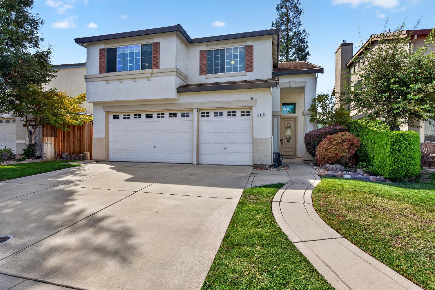 2349 Medallion Way — photo