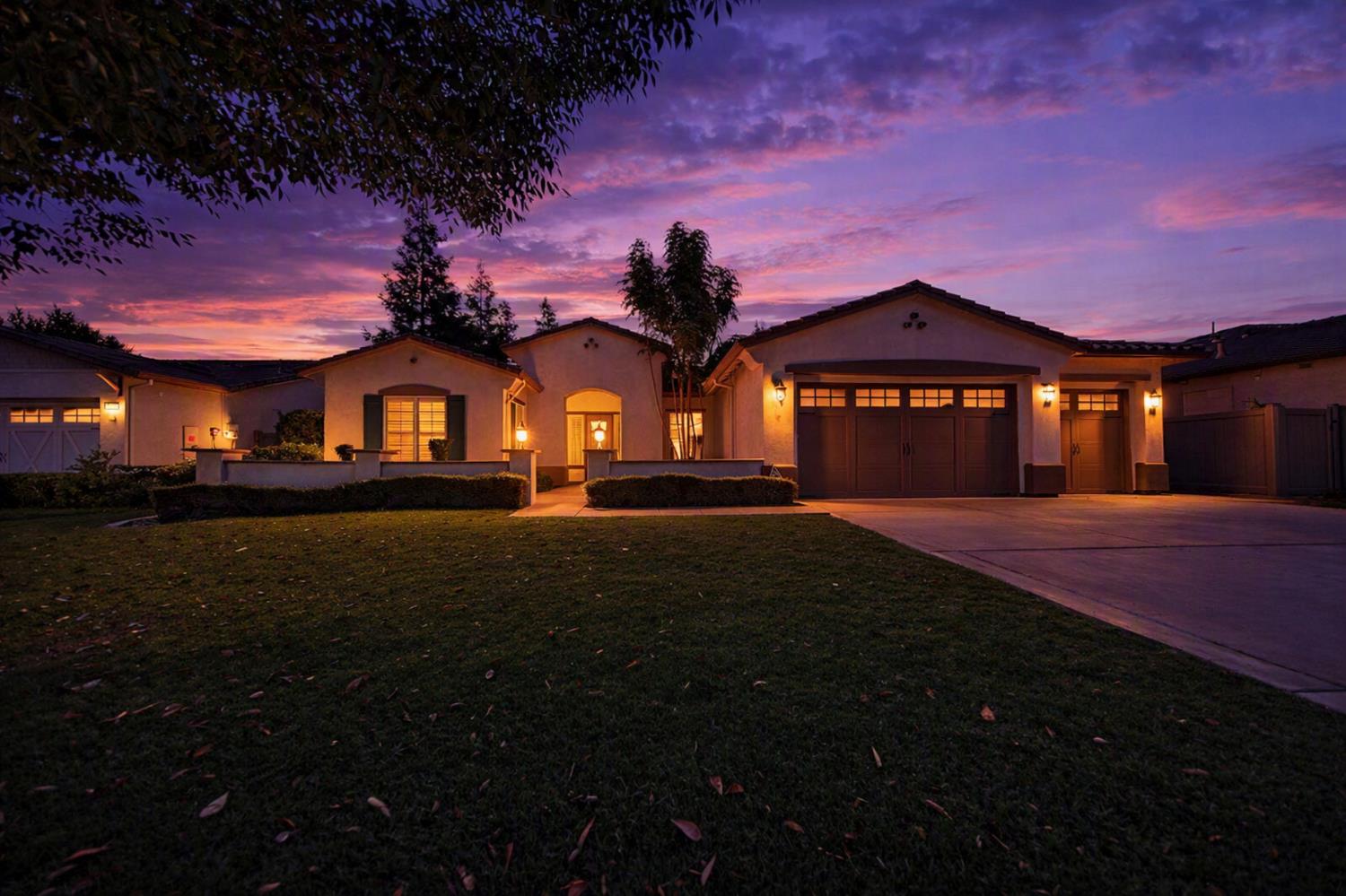 1228 Maple Leaf Ct — photo