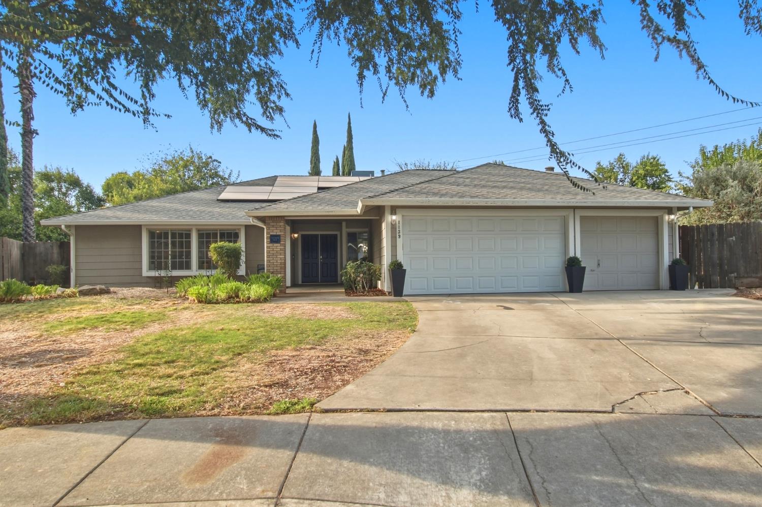 1139 Curry Village Ct — photo