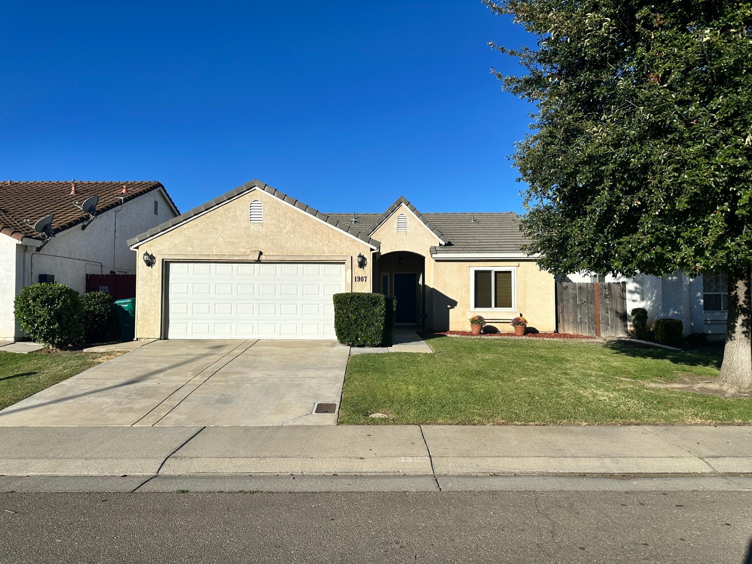 1907 Korbel Ct — photo
