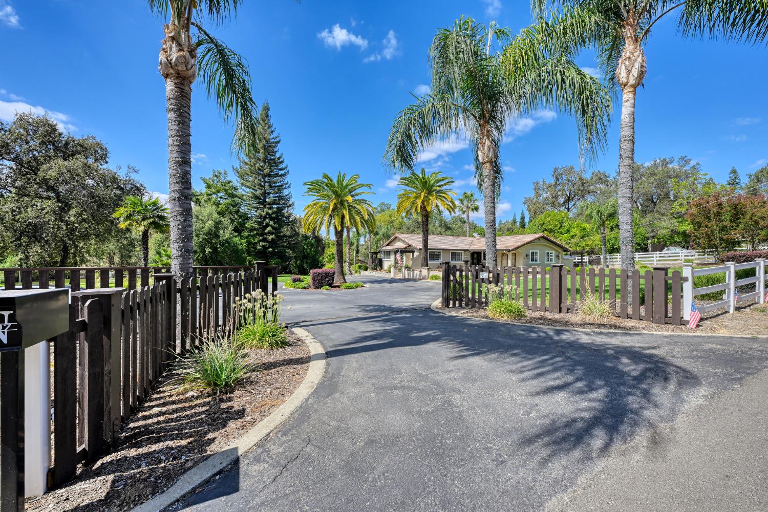 5407 Butler, Penryn, CA 95663 — photo 2
