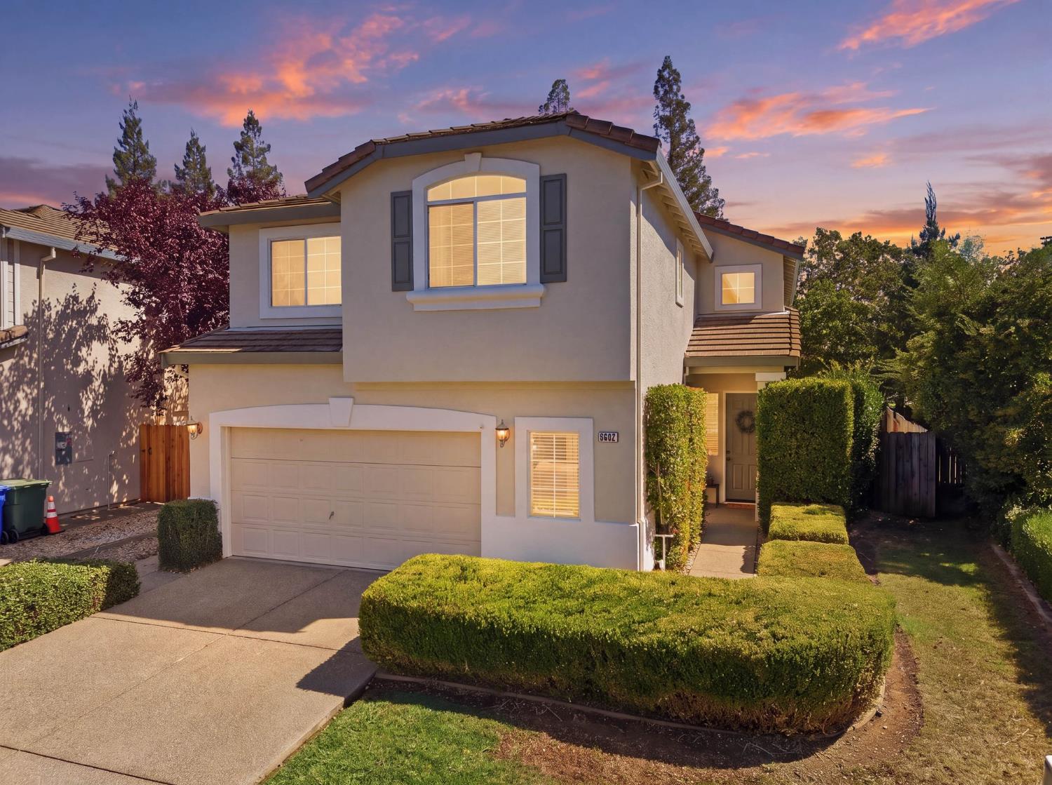 5622 Moonlight Way — photo