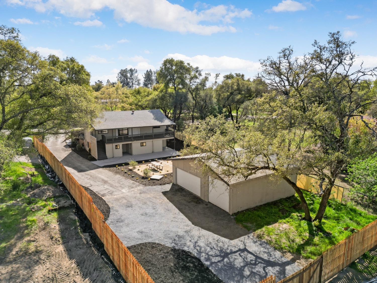 6085 Cavitt Stallman Rd — photo